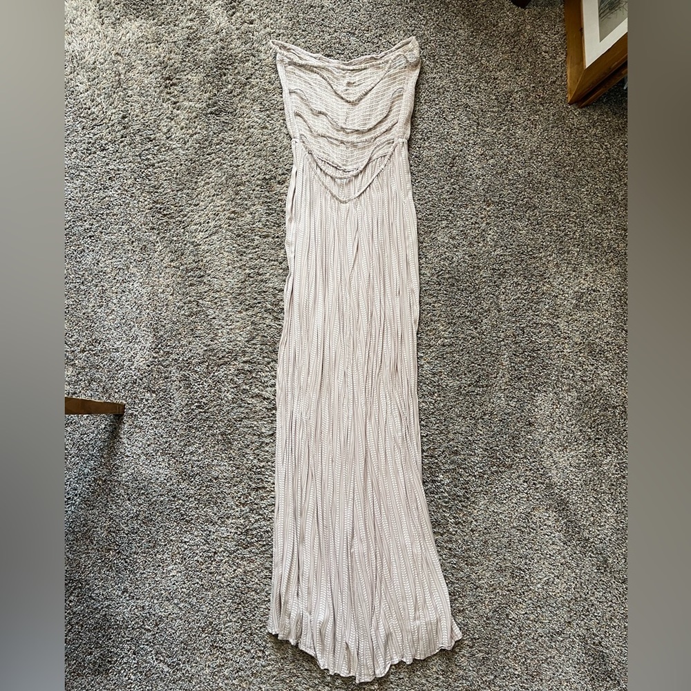 Elan Strapless Open Back Boho Dress - Picture 2 of 3